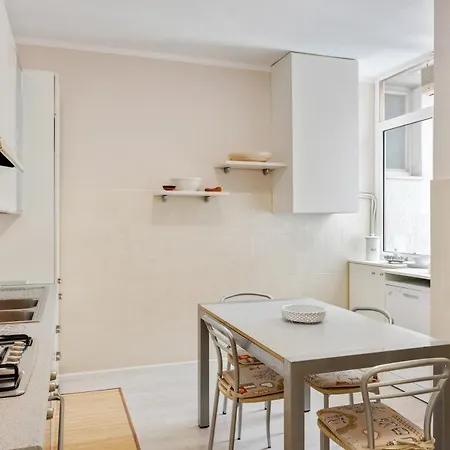 Апартаменты Luni Mare Bright Terrace Flat With Parking *